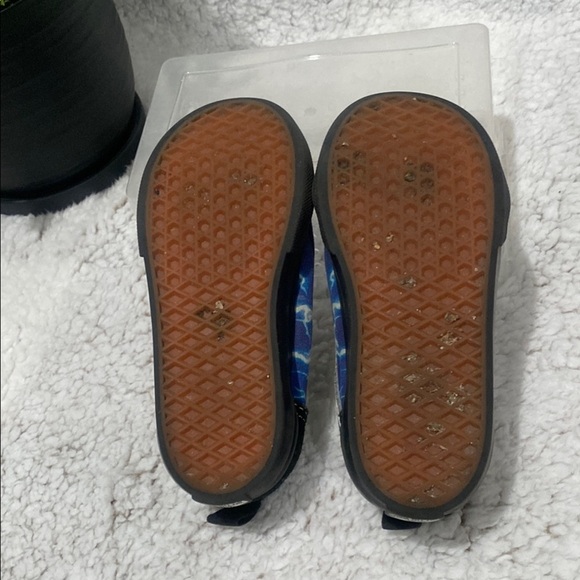 Vans Black and Blue Sneakers with Iridescent Stripe size Toddler 9 - Picture 4 of 6